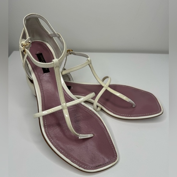 Louis Vuitton White Sandals - Size 38 - Picture 1 of 8
